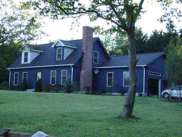 Building photograph for 206 MAIN ST N
